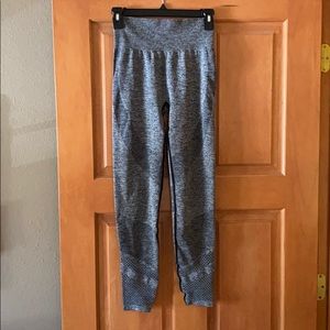 VS PINK seamless leggings